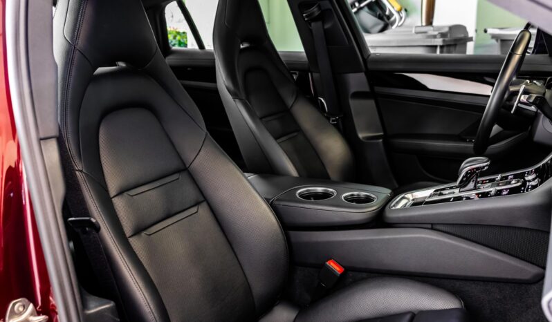 								2022 Porsche Panamera full									