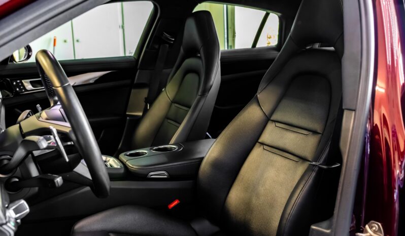 								2022 Porsche Panamera full									