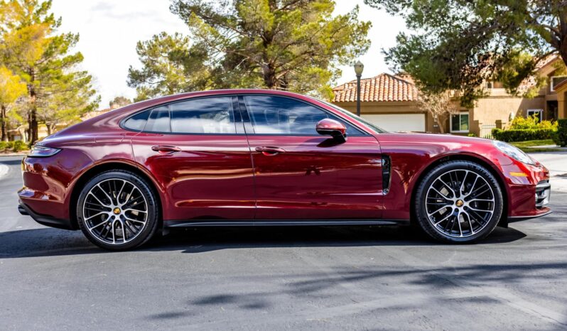 								2022 Porsche Panamera full									