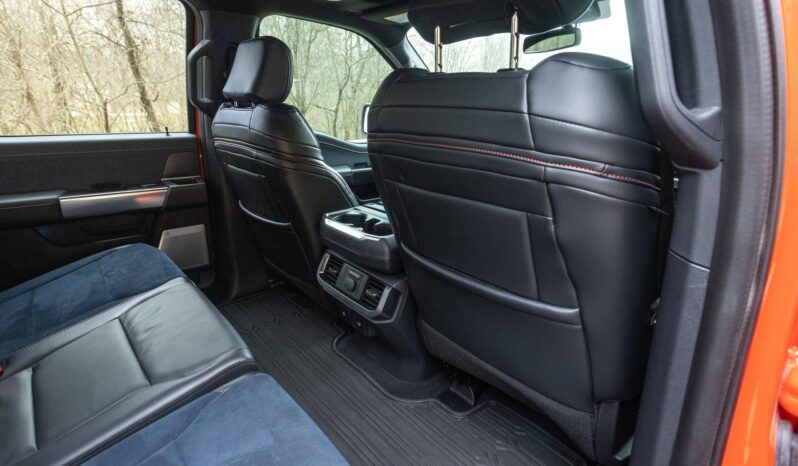 								2023 Ford F-150 Raptor full									