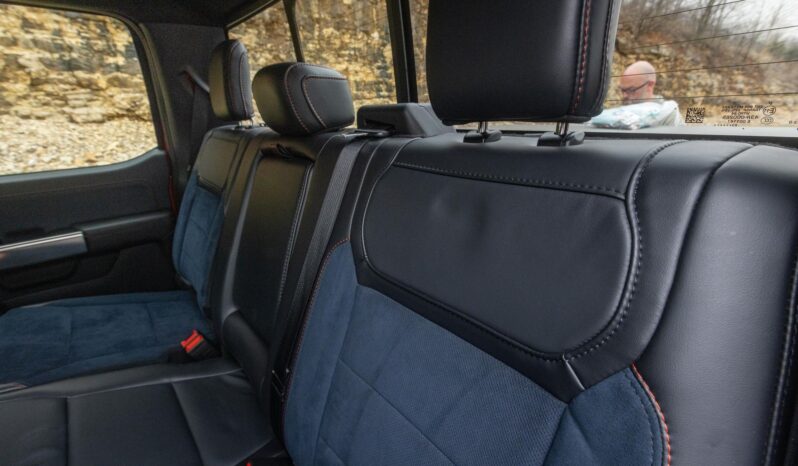 								2023 Ford F-150 Raptor full									