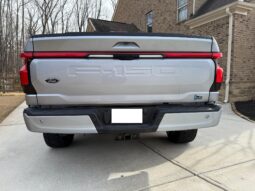 										2022 Ford F-150 Lightning Platinum full									