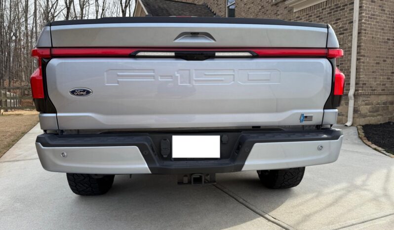 								2022 Ford F-150 Lightning Platinum full									