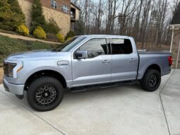 2022 Ford F-150 Lightning Platinum