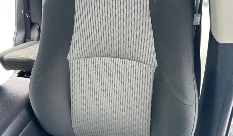 								2022 Toyota 4Runner SR5 4×4 full									