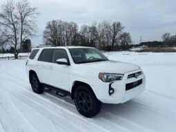 2022 Toyota 4Runner SR5 4×4