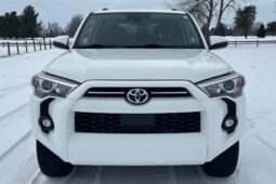 										2022 Toyota 4Runner SR5 4×4 full									