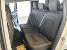 										2022 Land Rover Defender 110 full									