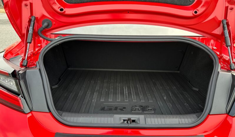 								2023 Toyota GR86 Premium full									