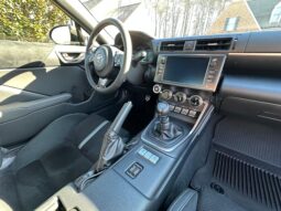 										2023 Toyota GR86 Premium full									