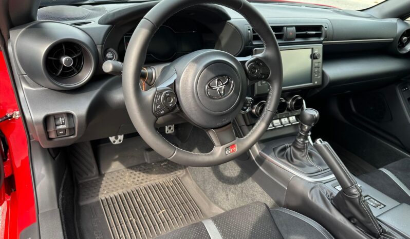 								2023 Toyota GR86 Premium full									