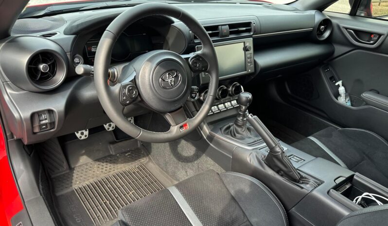 								2023 Toyota GR86 Premium full									
