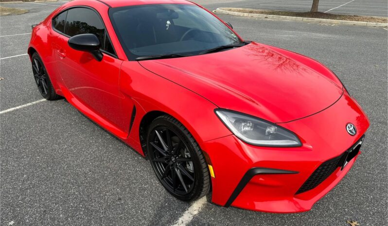 								2023 Toyota GR86 Premium full									