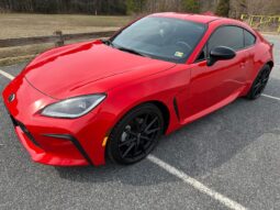 										2023 Toyota GR86 Premium full									