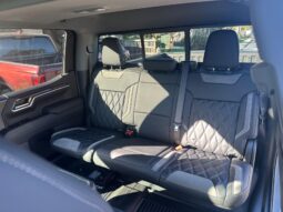 										2024 Chevrolet Silverado 1500 Crew Cab RST full									