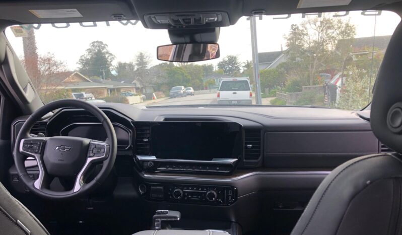 								2024 Chevrolet Silverado 1500 Crew Cab RST full									