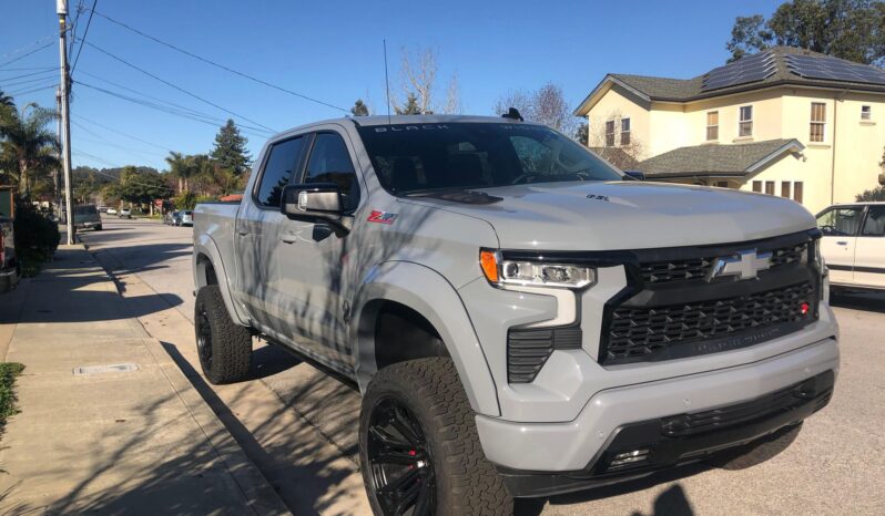 								2024 Chevrolet Silverado 1500 Crew Cab RST full									