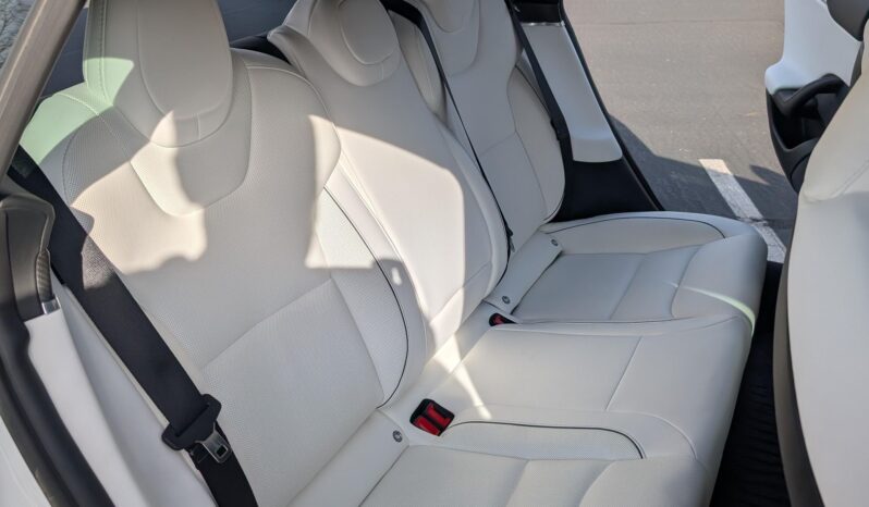 								2022 Tesla Model S Plaid full									