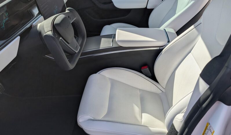 								2022 Tesla Model S Plaid full									