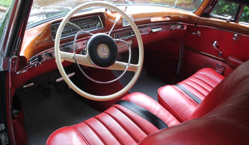								1960 Mercedes-Benz 220SE Coupe 4-Speed full									
