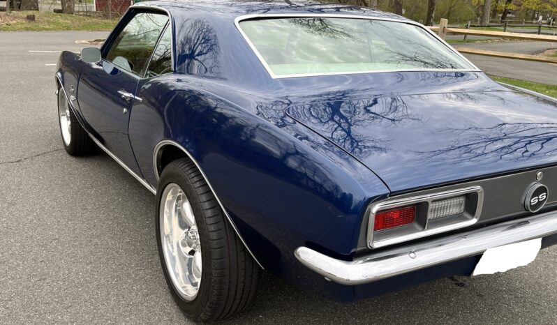 								1968 Chevrolet Camaro Coupe 5-Speed full									