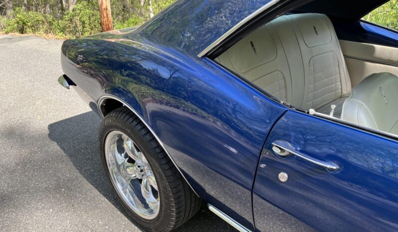 								1968 Chevrolet Camaro Coupe 5-Speed full									