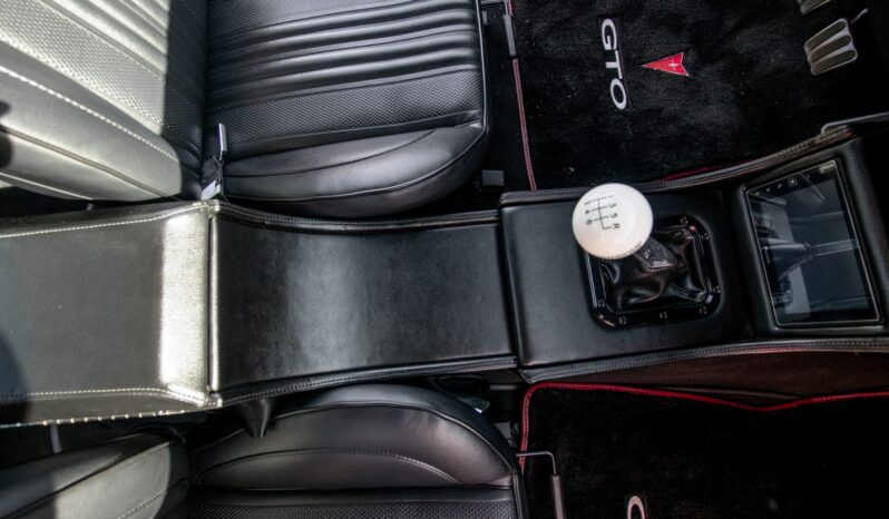 								1970 Pontiac GTO Hardtop Coupe 6-Speed full									