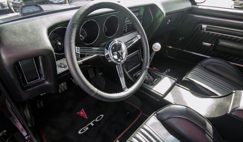 								1970 Pontiac GTO Hardtop Coupe 6-Speed full									