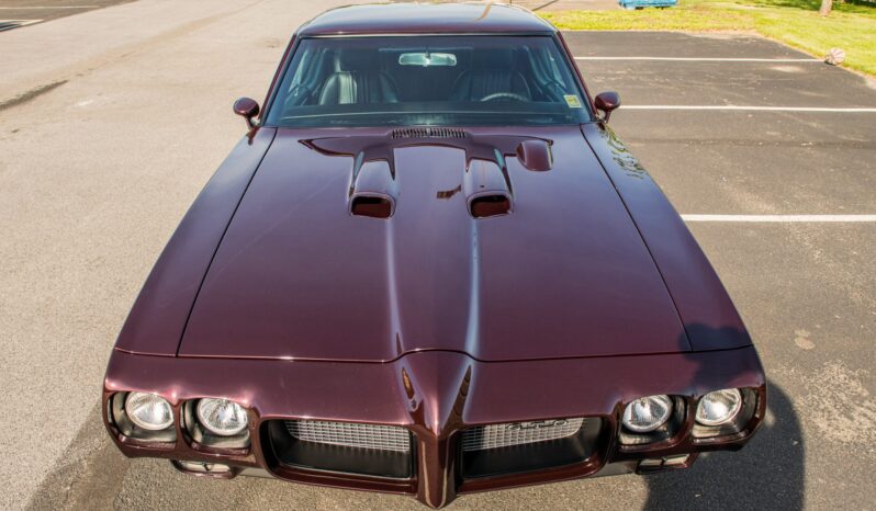 								1970 Pontiac GTO Hardtop Coupe 6-Speed full									