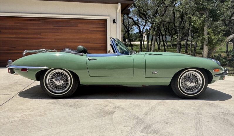 								1971 Jaguar XKE Series II Roadster full									