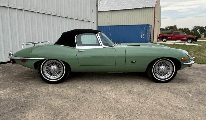 								1971 Jaguar XKE Series II Roadster full									