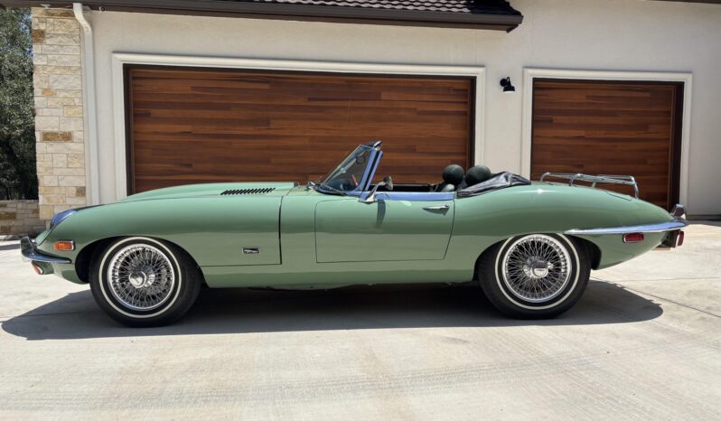 								1971 Jaguar XKE Series II Roadster full									
