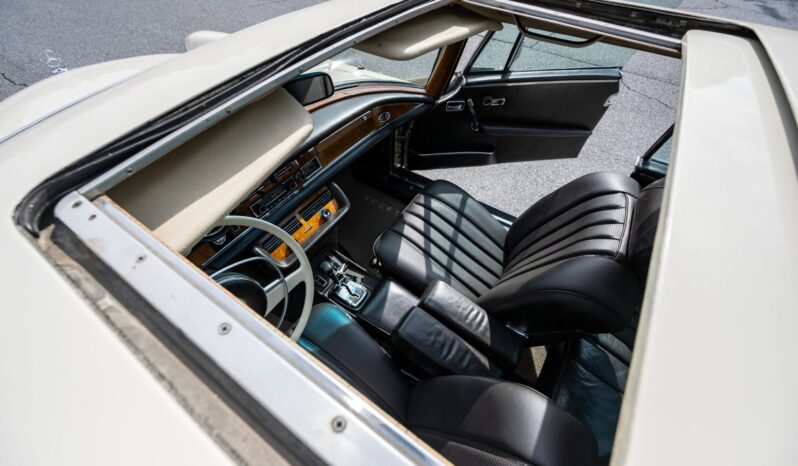 								1971 Mercedes-Benz 280SE 3.5 Coupe full									