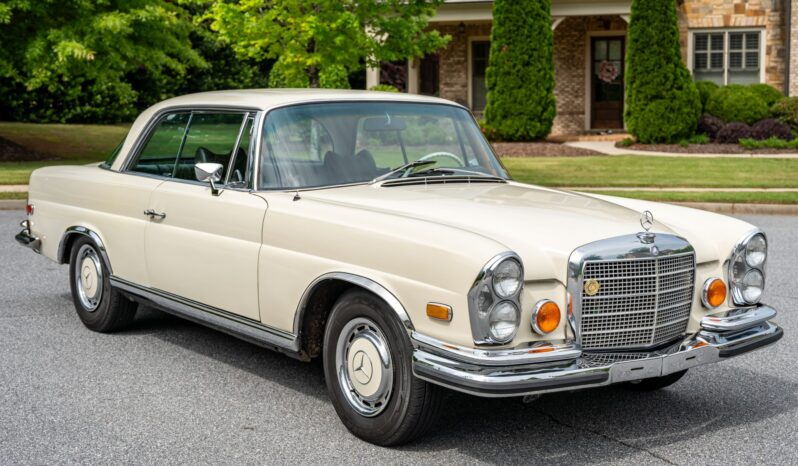 								1971 Mercedes-Benz 280SE 3.5 Coupe full									