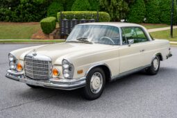 										1971 Mercedes-Benz 280SE 3.5 Coupe full									