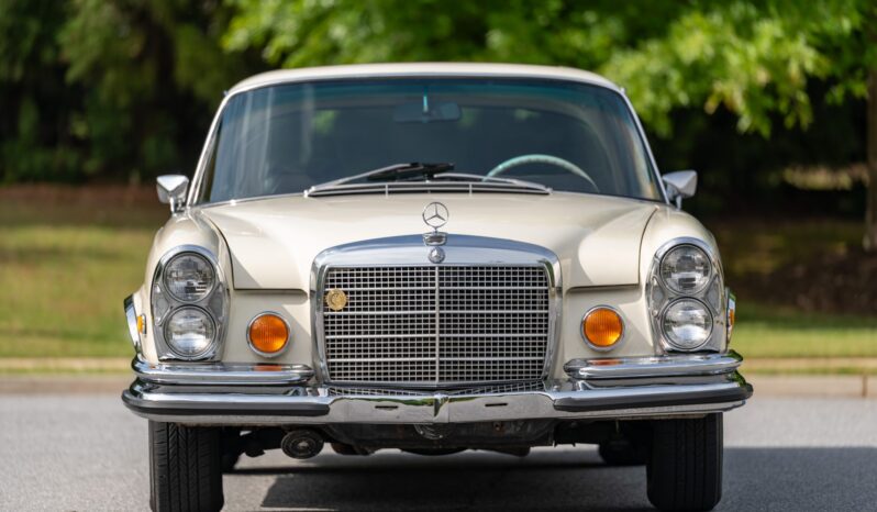 								1971 Mercedes-Benz 280SE 3.5 Coupe full									