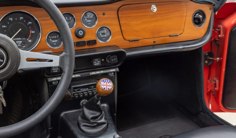 								1976 Triumph TR6 full									