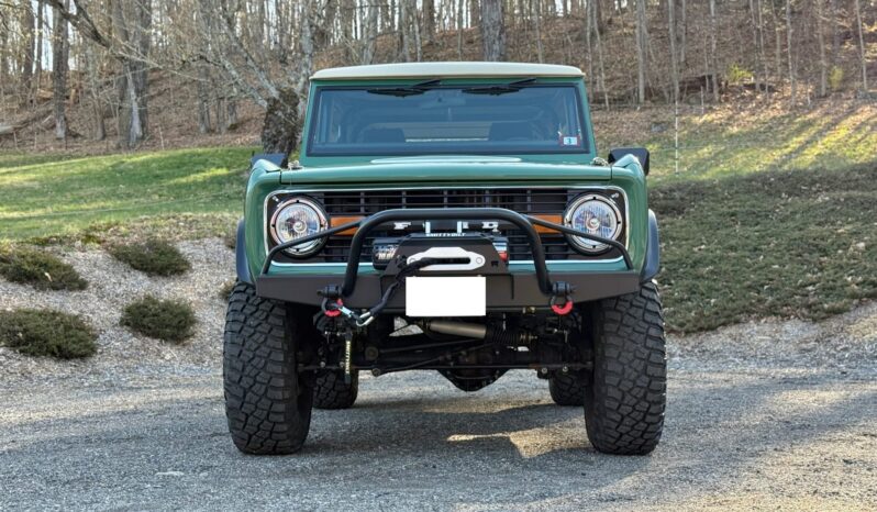 								1977 Ford Bronco Ranger 302 full									