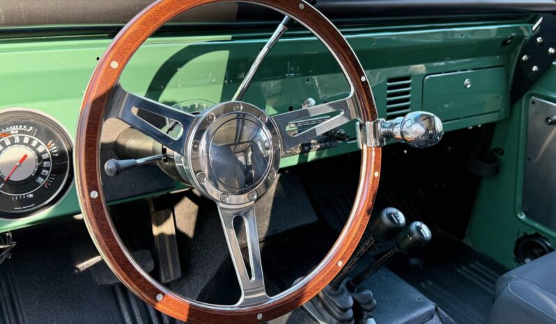 								1977 Ford Bronco Ranger 302 full									