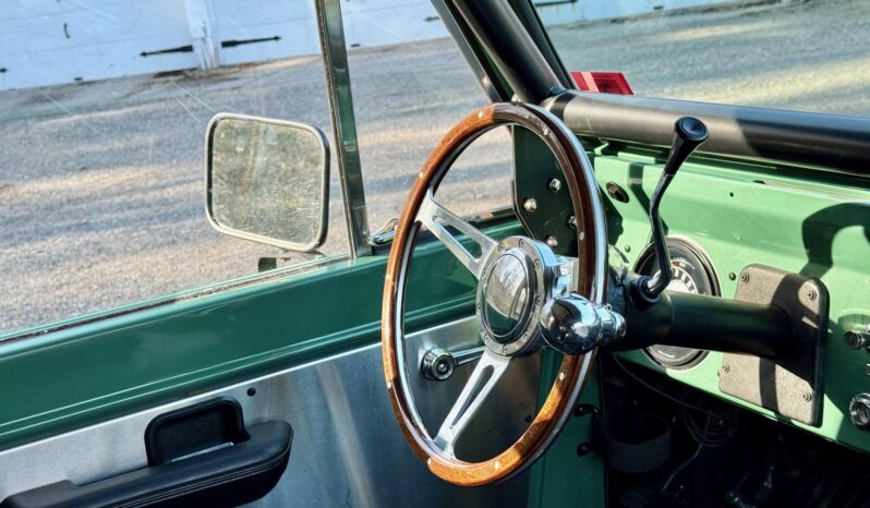 								1977 Ford Bronco Ranger 302 full									