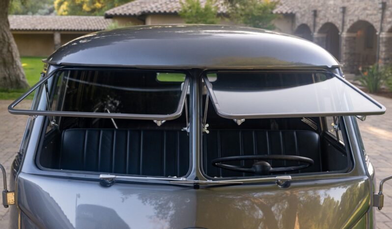 								1960 Volkswagen Type 2 Panel Van full									