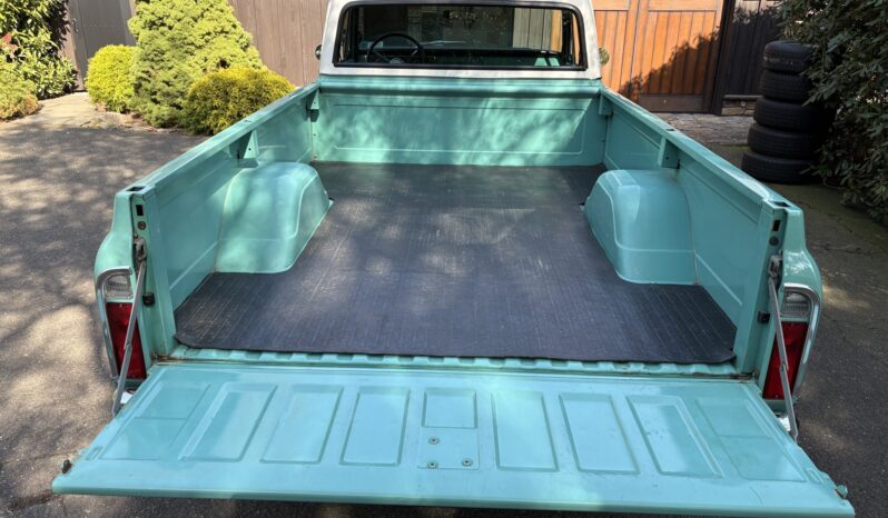 								1968 Chevrolet C10 Pickup full									