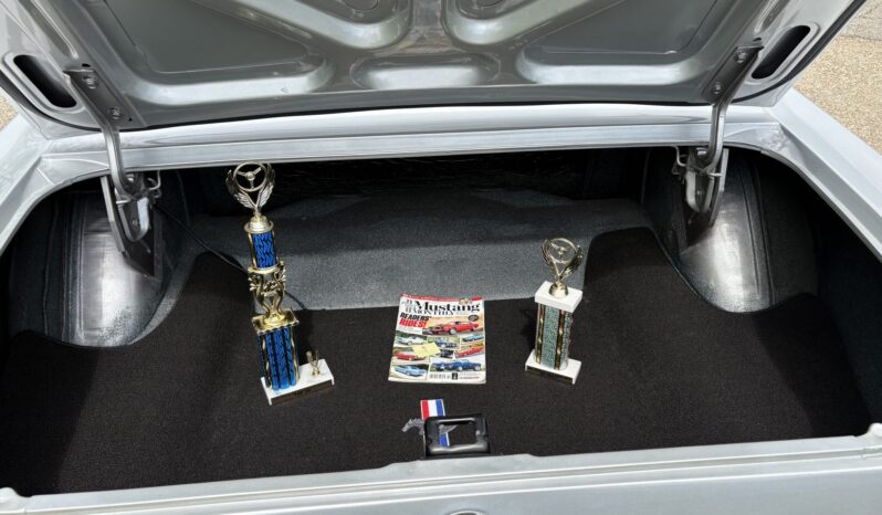 								1965 Ford Mustang Coupe 289 4-Speed full									