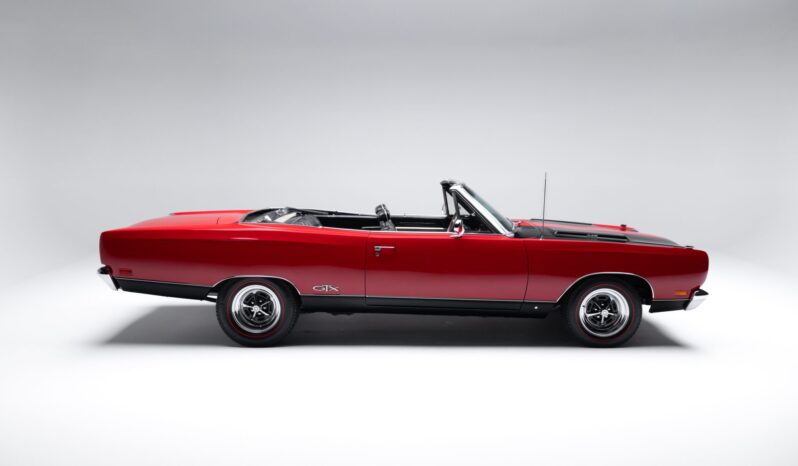 								1969 Plymouth GTX Convertible 4-Speed full									