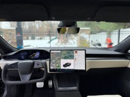 										2023 Tesla Model S Plaid full									