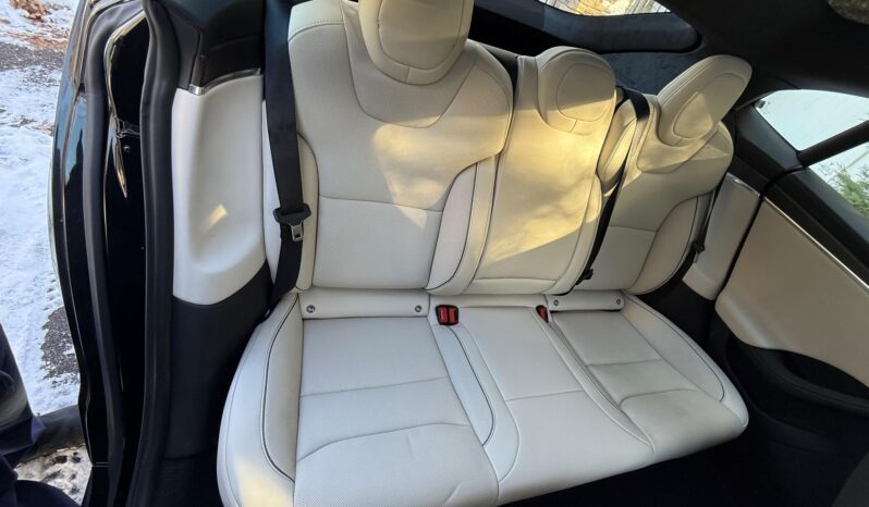 								2023 Tesla Model S Plaid full									