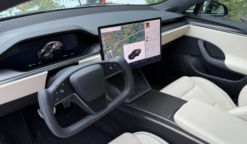 								2023 Tesla Model S Plaid full									