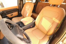 										2023 Land Rover Defender 110 V8 full									