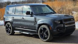 										2023 Land Rover Defender 110 V8 full									