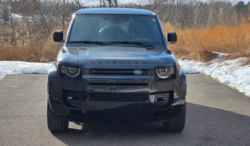 								2023 Land Rover Defender 110 V8 full									